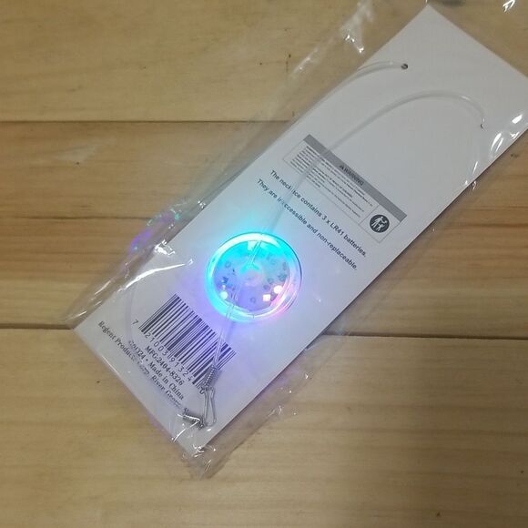 Snow Man Christmas Necklace with 3 function light option ( Brand new) - Picture 3 of 3